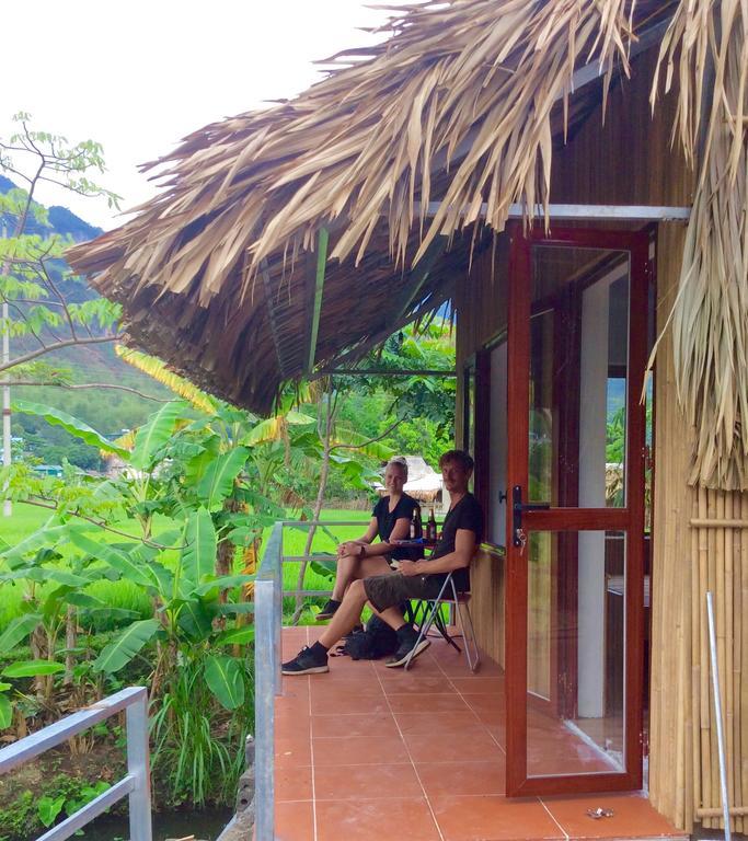 Homestay Quan Hang Mai Chau Exterior photo